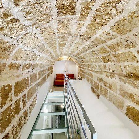 Mediterraneo House- Casa Nel Centro Storico マティーノ エクステリア 写真
