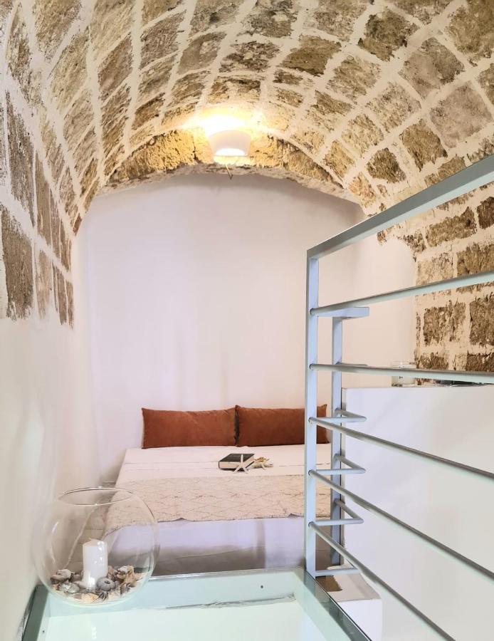Mediterraneo House- Casa Nel Centro Storico マティーノ エクステリア 写真